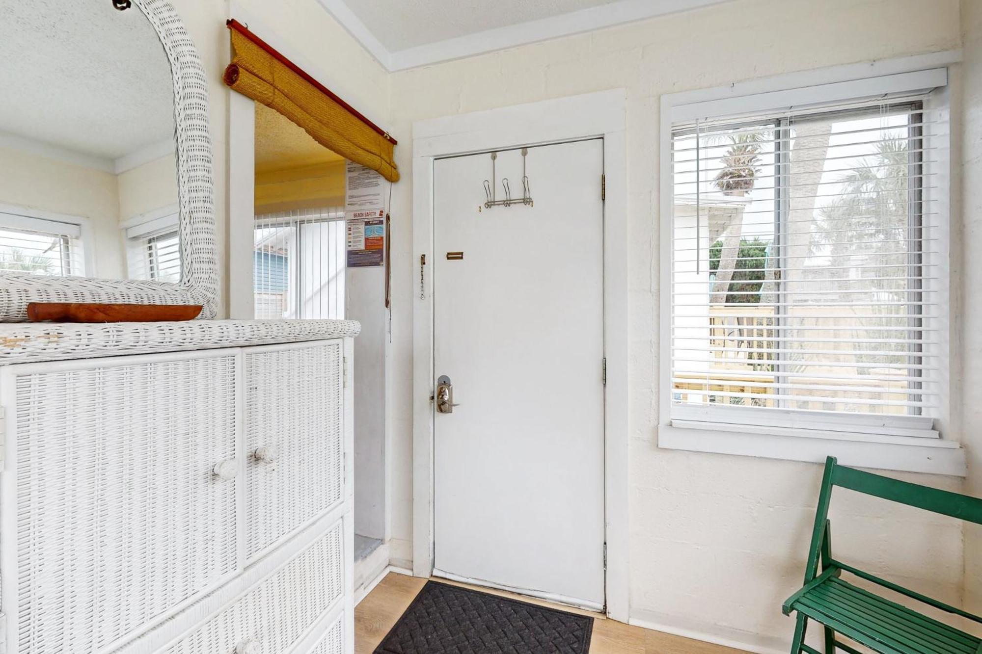 Linda'S Cozy Cottage "C" Laguna Beach Bagian luar foto