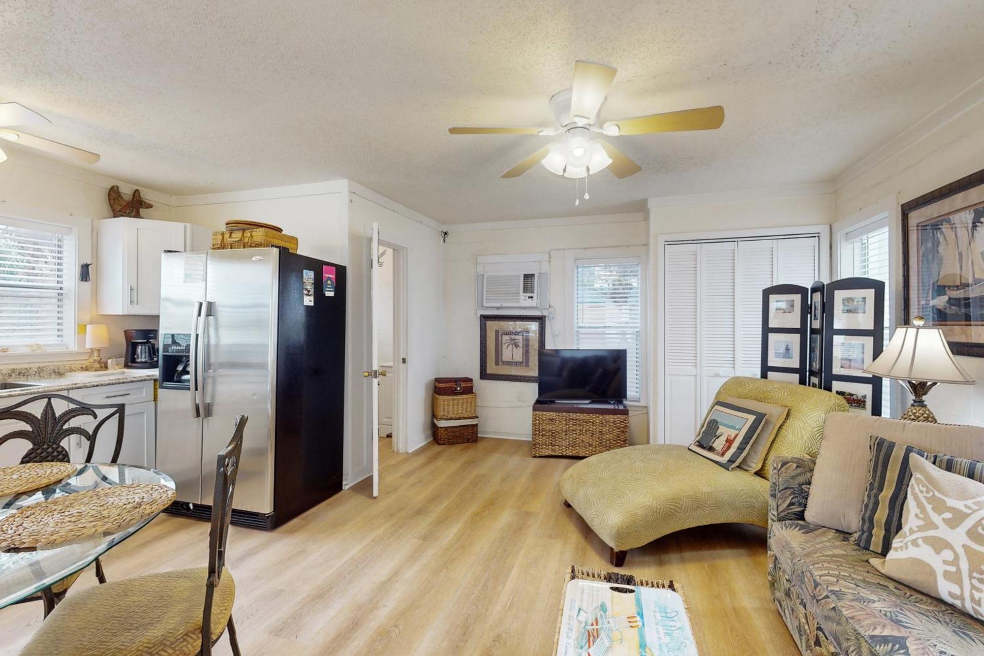 Linda'S Cozy Cottage "C" Laguna Beach Bagian luar foto